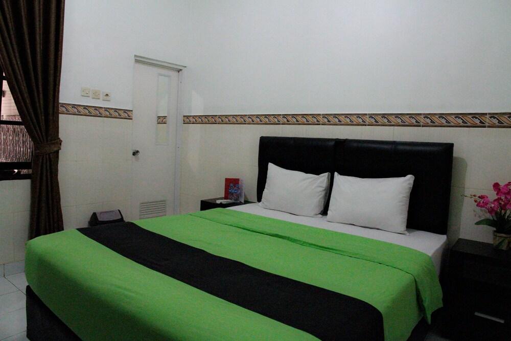 Pondok Denayu Homestay Kuta Lombok Exterior foto